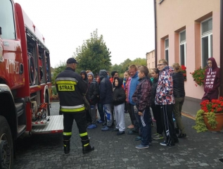 Specjalny Ośrodek Wychowawczy - Próbna ewakuacja - spotkanie ze strażakami